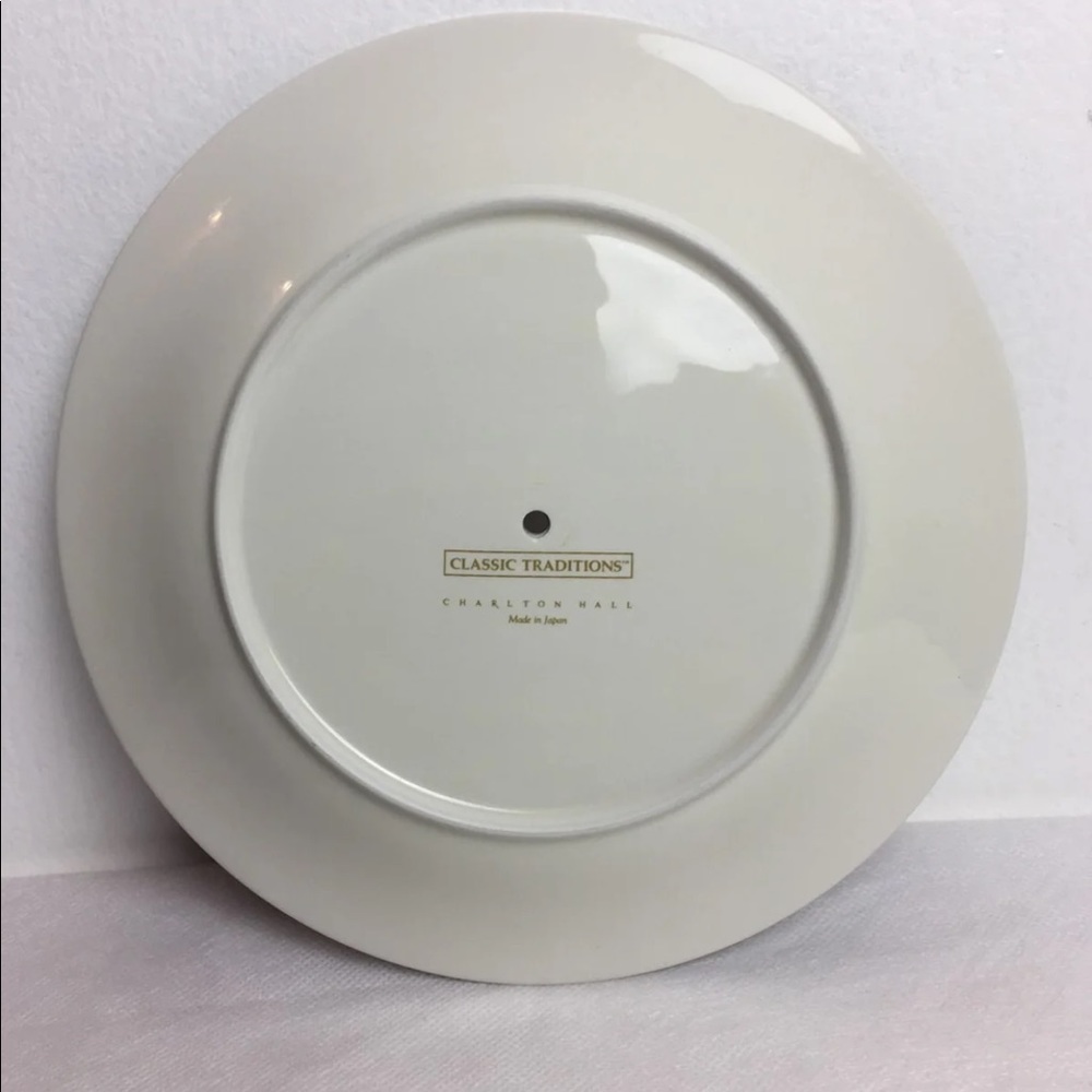 Two Tier Cake Server - Picture 6 of 6